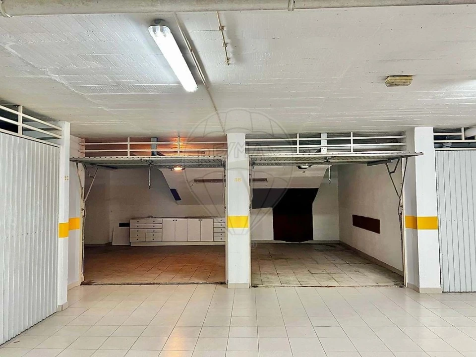 Apartamento T4 para Venda em Cascais e Estoril Foto 35