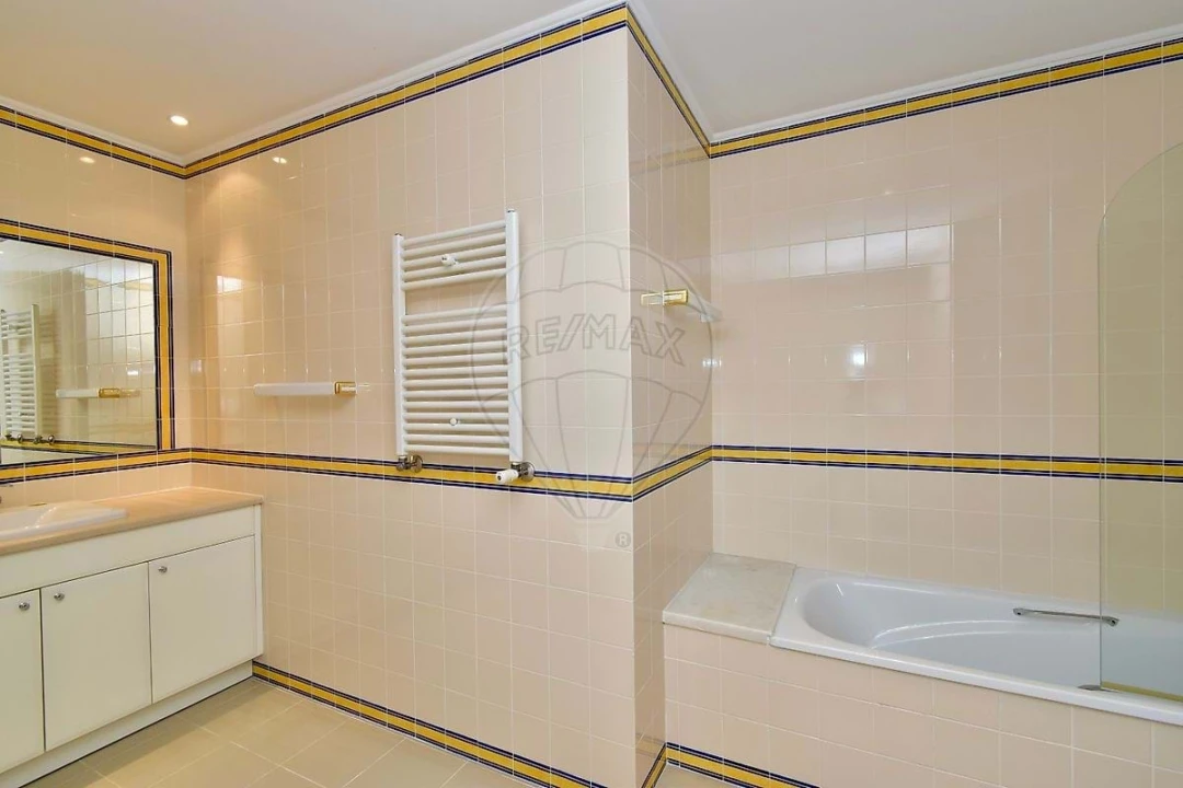 Apartamento T4 para Venda em Cascais e Estoril Foto 27