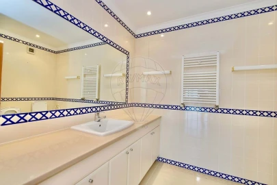 Apartamento T4 para Venda em Cascais e Estoril