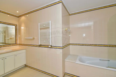 Apartamento T4 para Venda em Cascais e Estoril