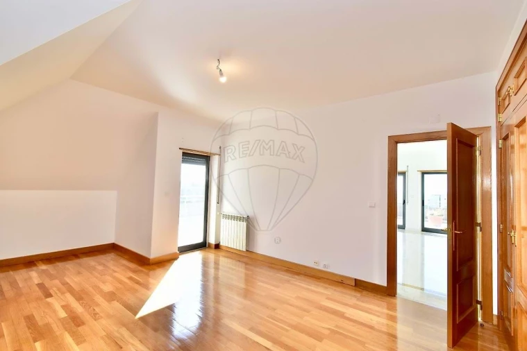 Apartamento T4 para Venda em Cascais e Estoril Foto 26