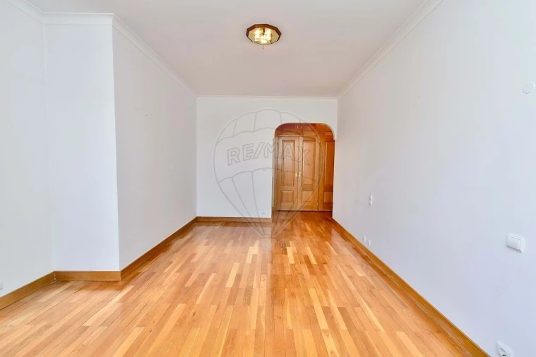 Apartamento T4 para Venda em Cascais e Estoril Foto 19