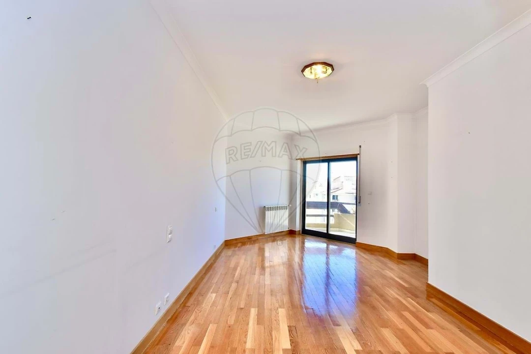 Apartamento T4 para Venda em Cascais e Estoril Foto 18