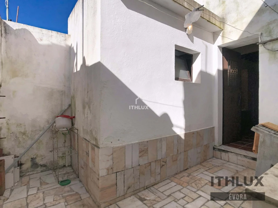 Moradia T2 para Venda em São João Baptista Foto 9