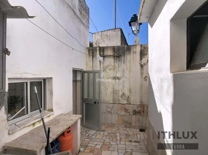 Moradia T2 para Venda em São João Baptista Foto 8