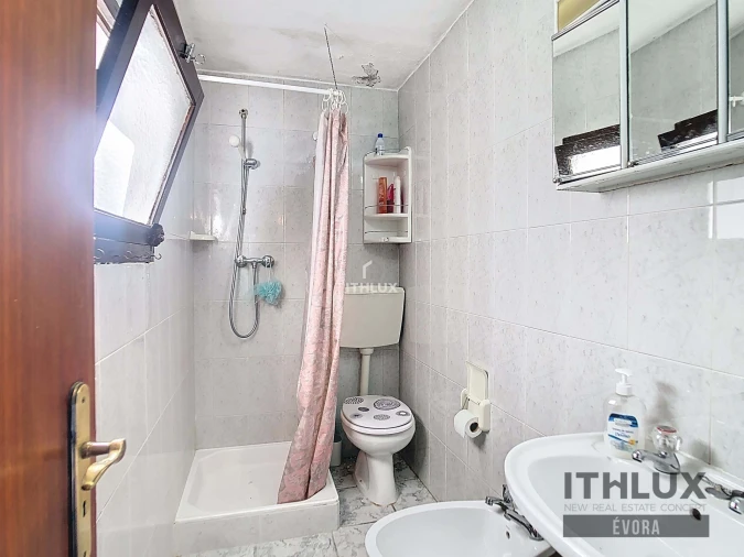 Moradia T2 para Venda em São João Baptista Foto 6