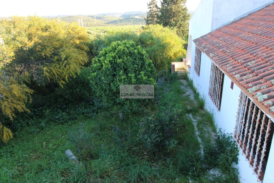 Moradia T4 para Venda em Lagos (São Sebastião e Santa Maria) Foto 5