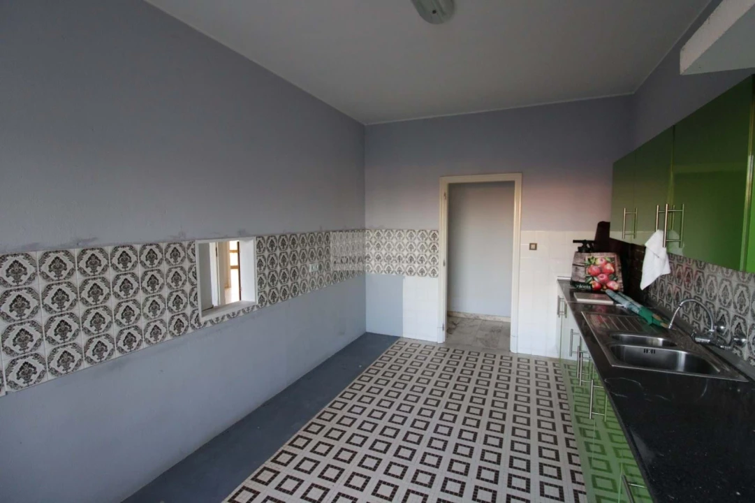 Moradia T4 para Venda em Lagos (São Sebastião e Santa Maria) Foto 31