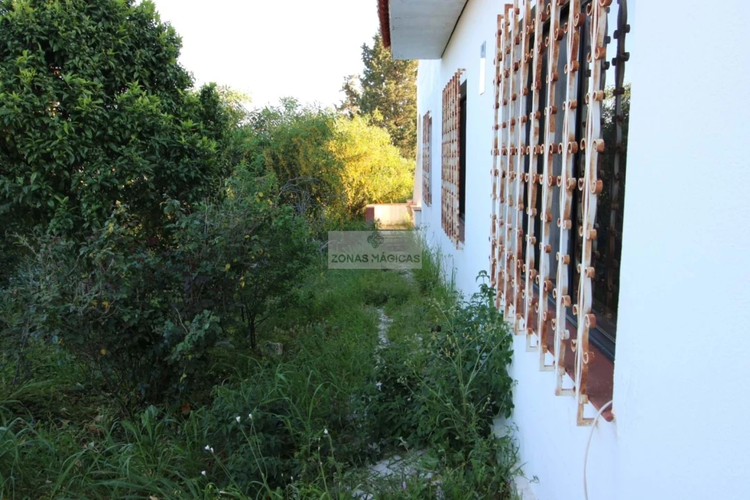 Moradia T4 para Venda em Lagos (São Sebastião e Santa Maria) Foto 7