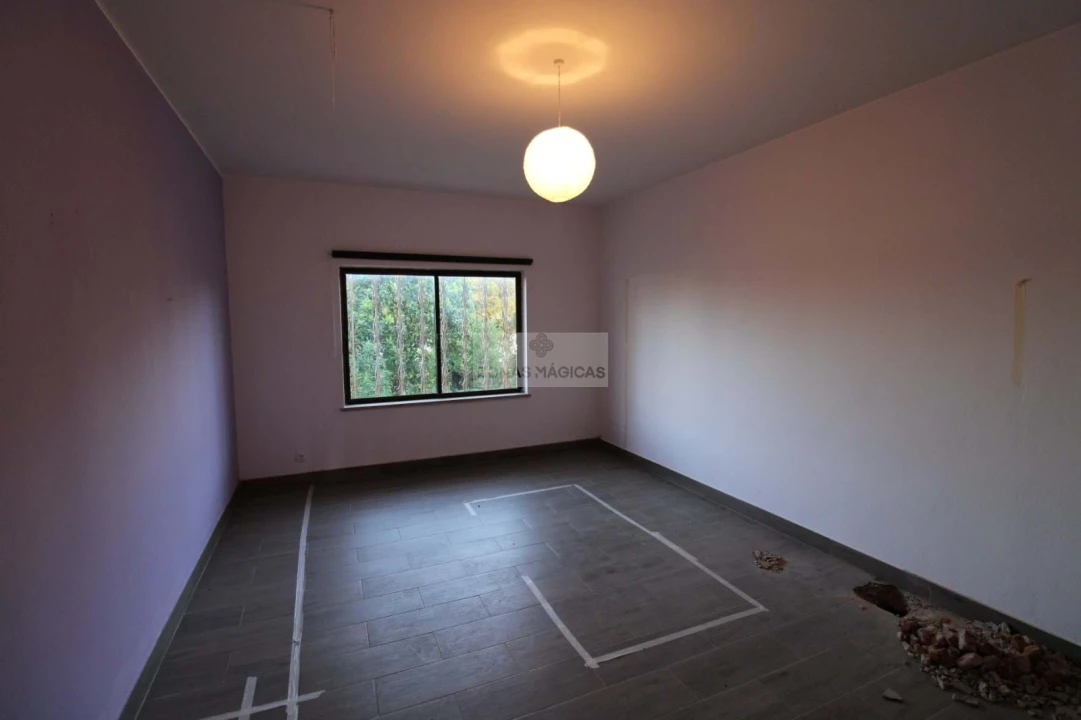 Moradia T4 para Venda em Lagos (São Sebastião e Santa Maria) Foto 45