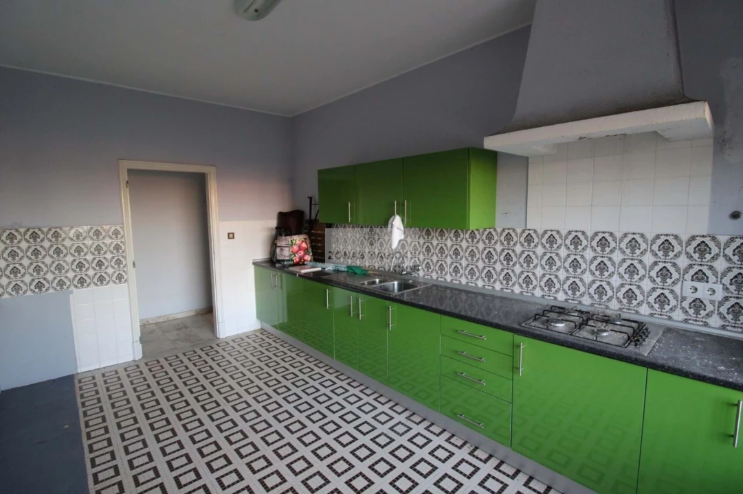 Moradia T4 para Venda em Lagos (São Sebastião e Santa Maria) Foto 33