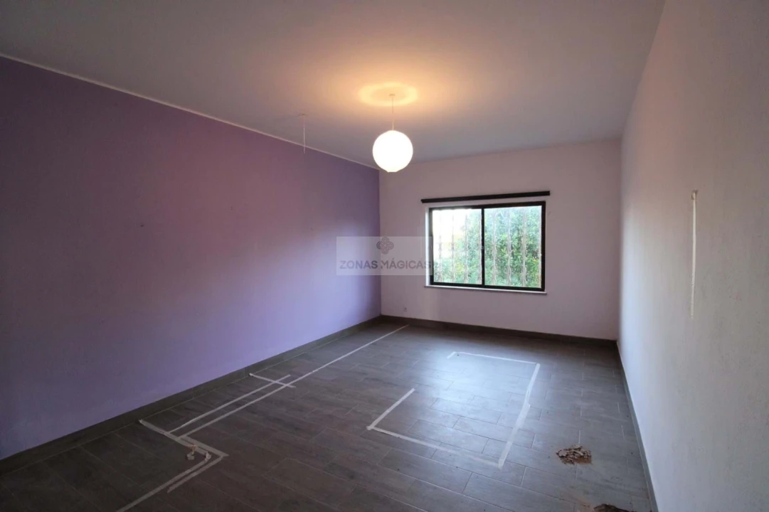 Moradia T4 para Venda em Lagos (São Sebastião e Santa Maria) Foto 46