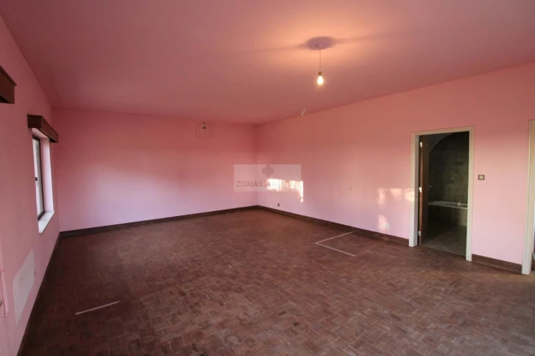 Moradia T4 para Venda em Lagos (São Sebastião e Santa Maria) Foto 61