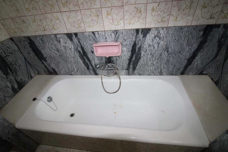 Moradia T4 para Venda em Lagos (São Sebastião e Santa Maria) Foto 51