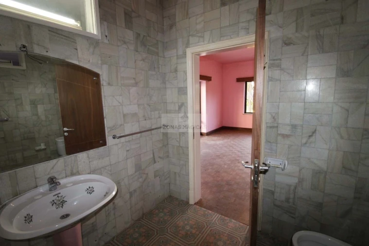 Moradia T4 para Venda em Lagos (São Sebastião e Santa Maria) Foto 66