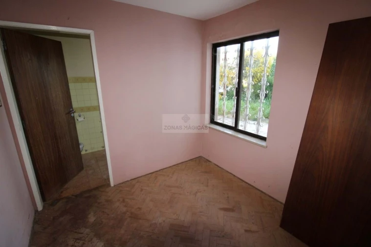 Moradia T4 para Venda em Lagos (São Sebastião e Santa Maria) Foto 23