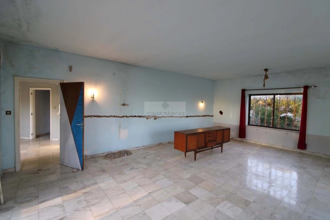 Moradia T4 para Venda em Lagos (São Sebastião e Santa Maria) Foto 54