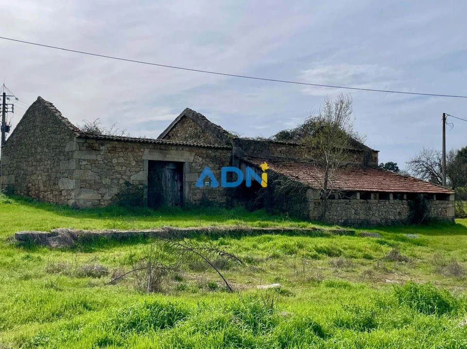 Quinta T1 para Venda em Medelim Foto 37