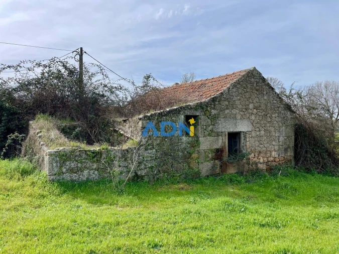 Quinta T1 para Venda em Medelim Foto 35