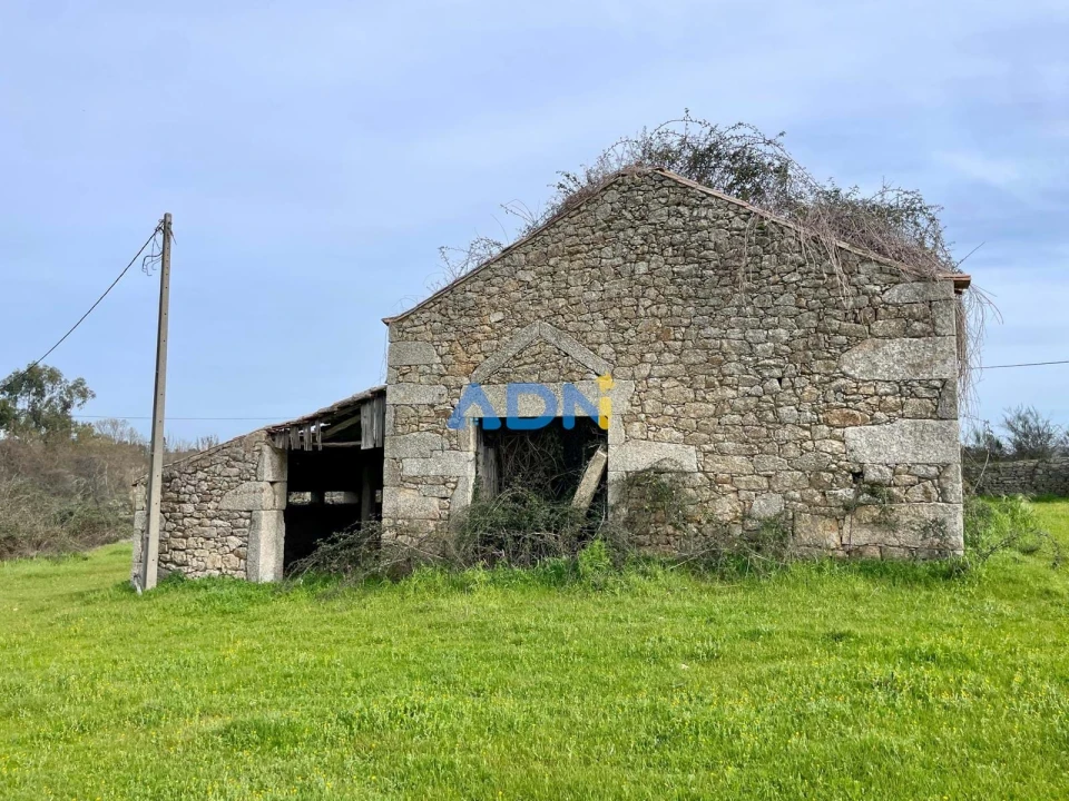 Quinta T1 para Venda em Medelim Foto 30