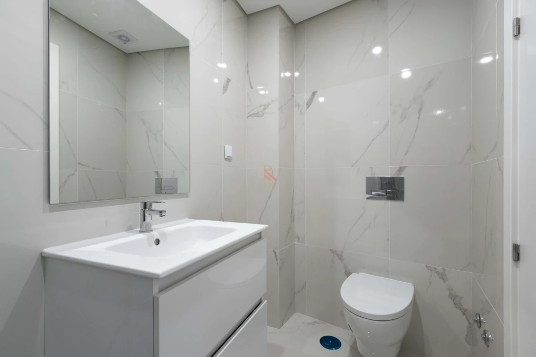 Apartamento T2 para Venda em Olhão Foto 9