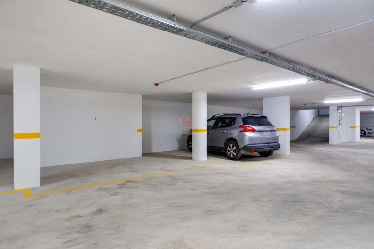 Apartamento T2 para Venda em Olhão Foto 27