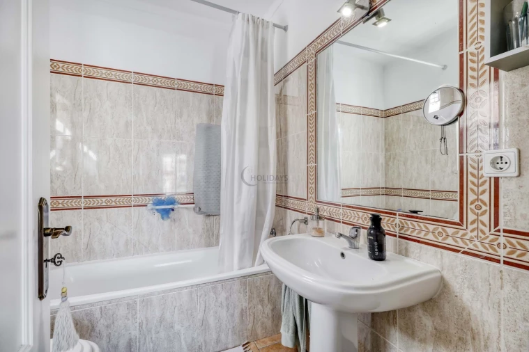 Moradia T3 para Venda em Quarteira Foto 24