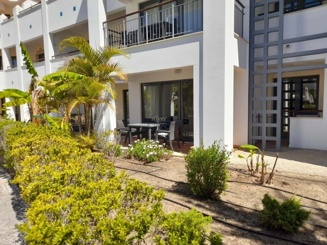 Apartamento T2 para Venda em Quarteira Foto 23