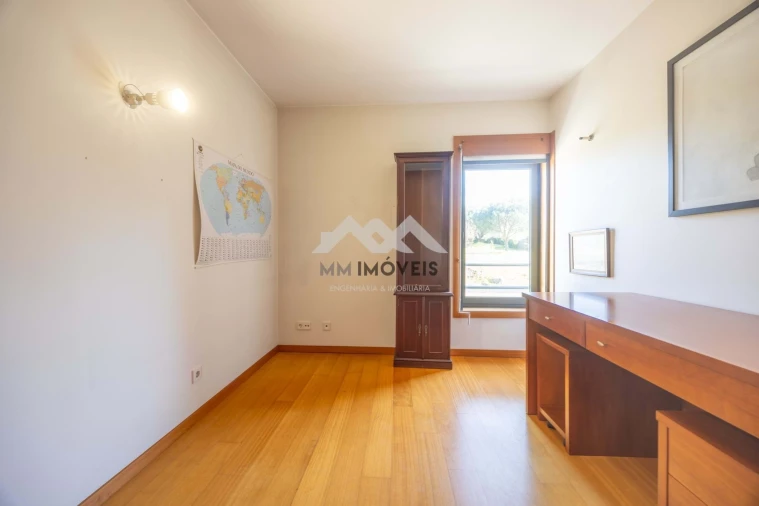 Moradia T3 para Venda em Castêlo da Maia Foto 14