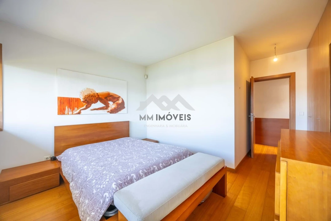 Moradia T3 para Venda em Castêlo da Maia Foto 13