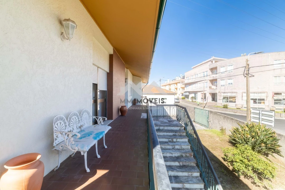 Moradia T5 para Venda em Santa Marinha e São Pedro da Afurada Foto 6