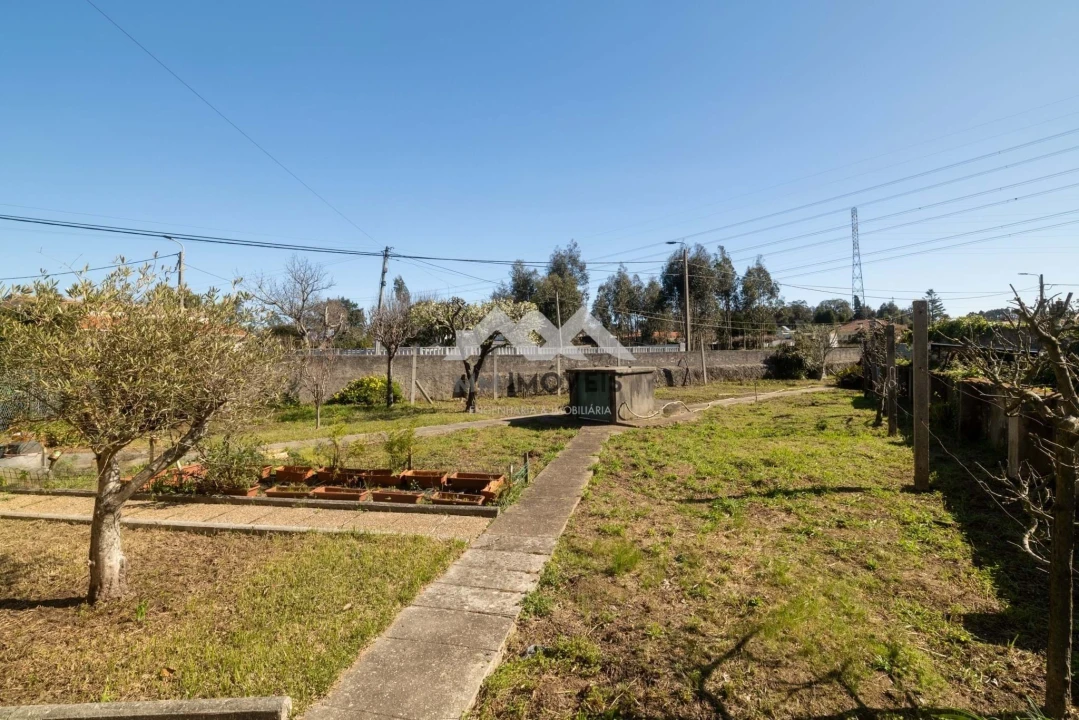 Moradia T5 para Venda em Santa Marinha e São Pedro da Afurada Foto 31