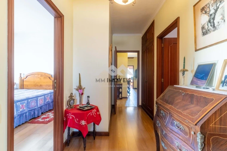 Moradia T5 para Venda em Santa Marinha e São Pedro da Afurada Foto 23