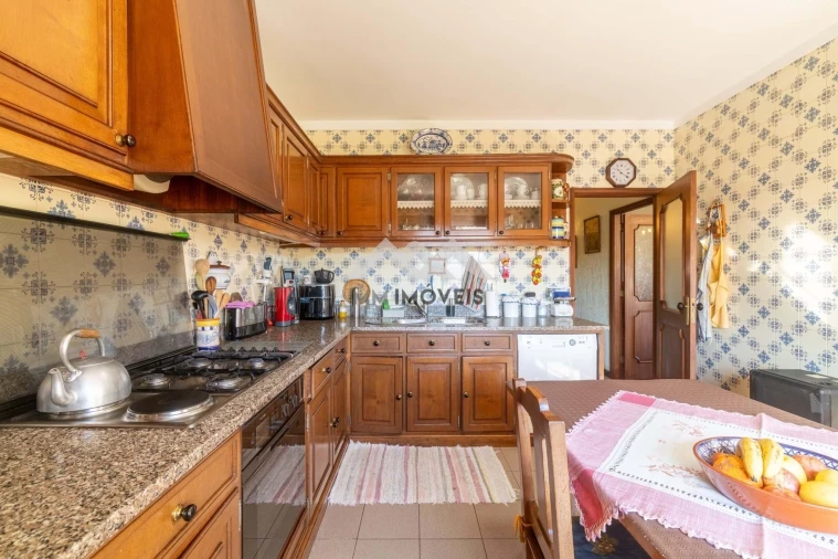 Moradia T5 para Venda em Santa Marinha e São Pedro da Afurada Foto 5