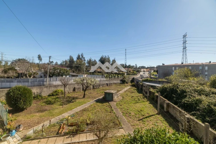 Moradia T5 para Venda em Santa Marinha e São Pedro da Afurada Foto 58