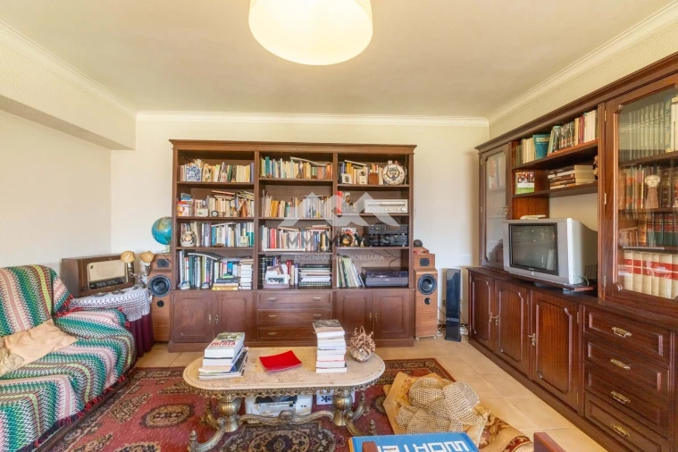 Moradia T5 para Venda em Santa Marinha e São Pedro da Afurada Foto 54