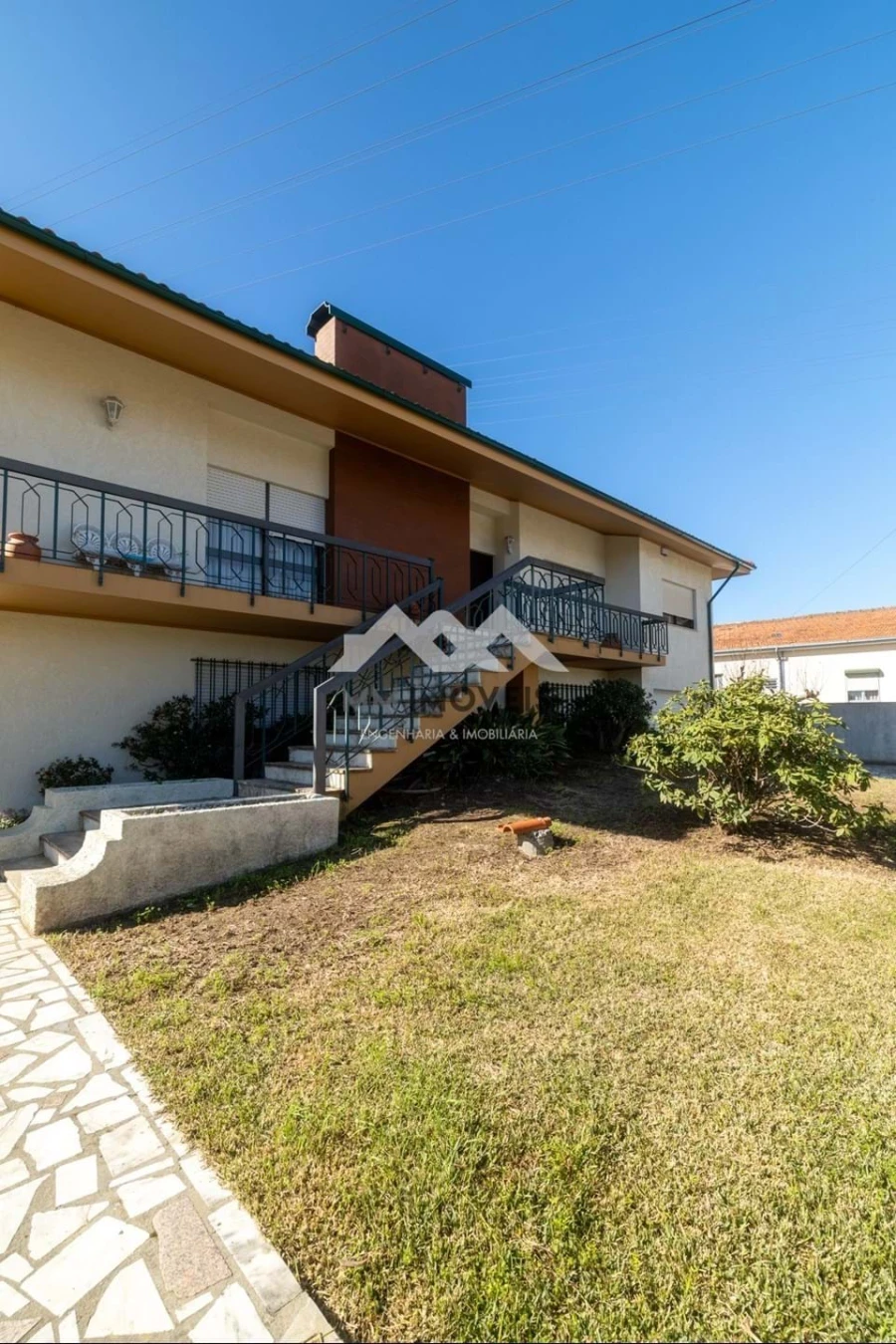 Moradia T5 para Venda em Santa Marinha e São Pedro da Afurada Foto 16