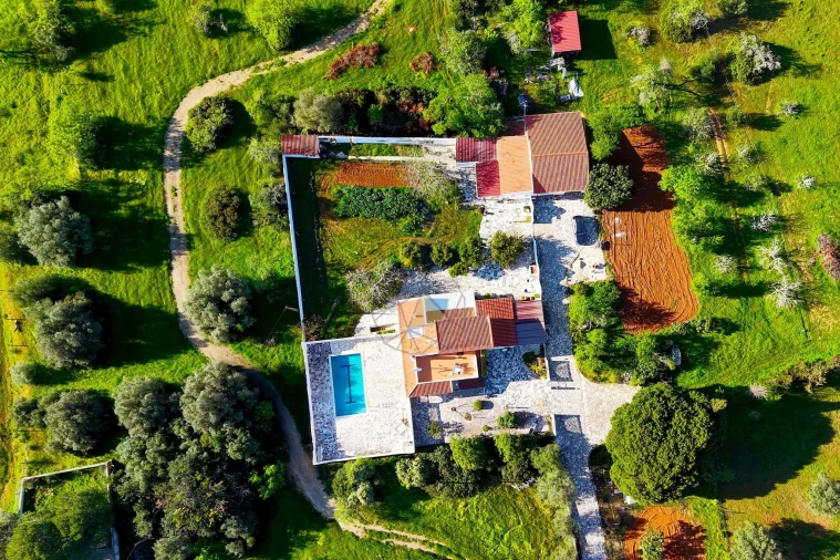 Quinta T3 para Venda em Armação de Pera Foto 36