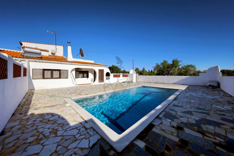 Quinta T3 para Venda em Armação de Pera Foto 26