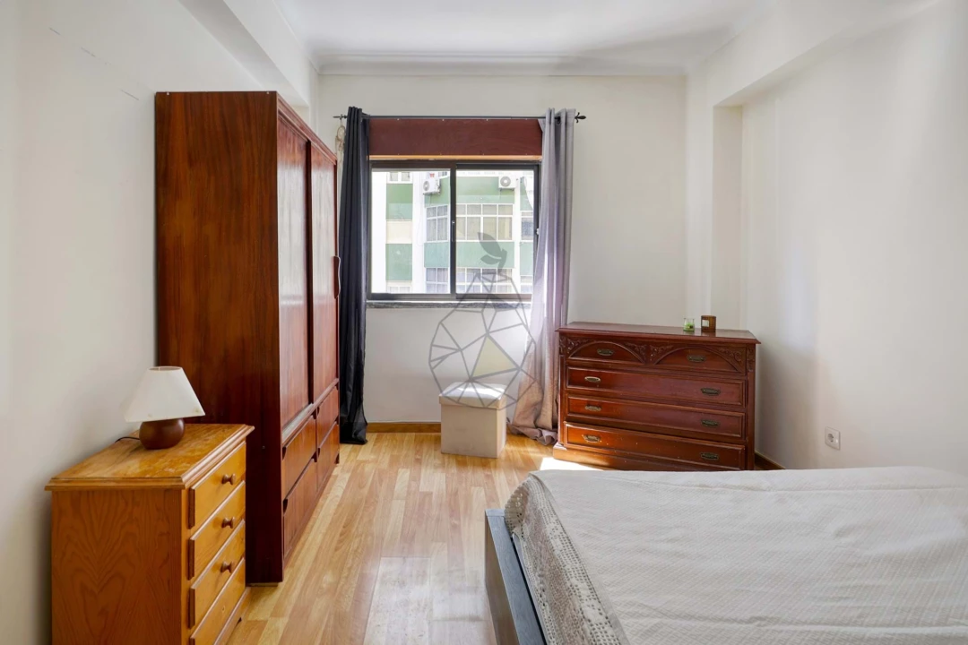 Apartamento T2 para Venda em Portimão Foto 23