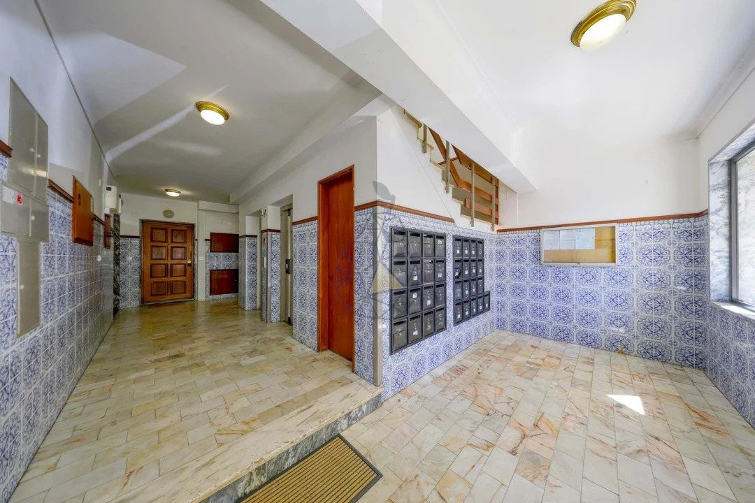 Apartamento T2 para Venda em Portimão Foto 38