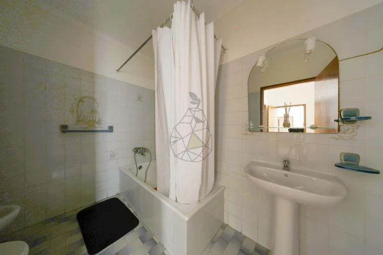 Apartamento T2 para Venda em Portimão Foto 28