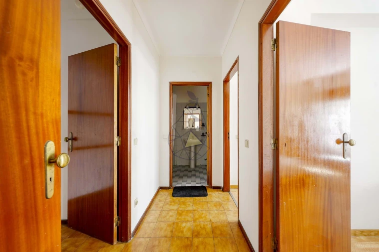Apartamento T2 para Venda em Portimão Foto 20