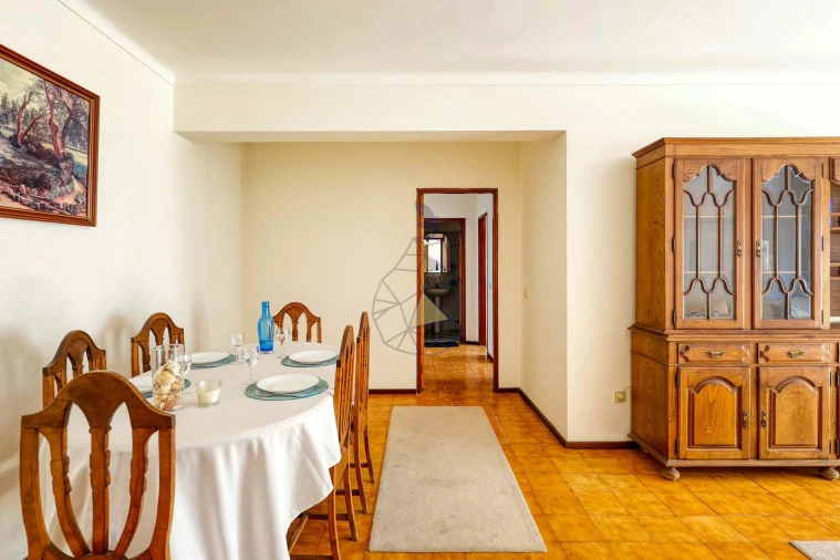 Apartamento T2 para Venda em Portimão Foto 19