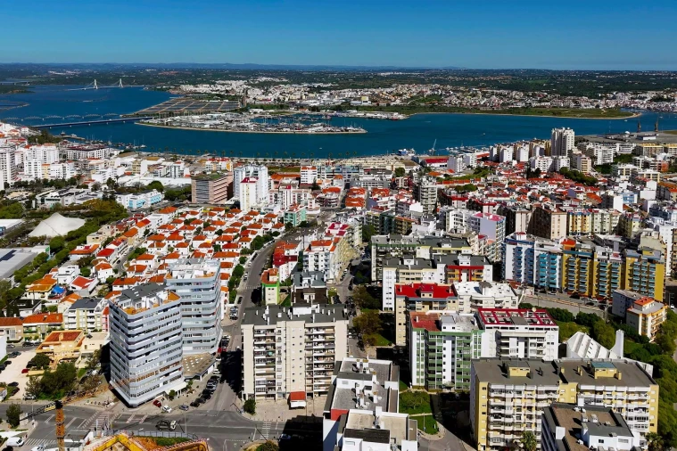 Apartamento T2 para Venda em Portimão Foto 45