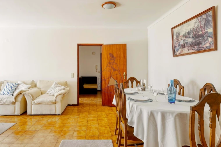 Apartamento T2 para Venda em Portimão Foto 34