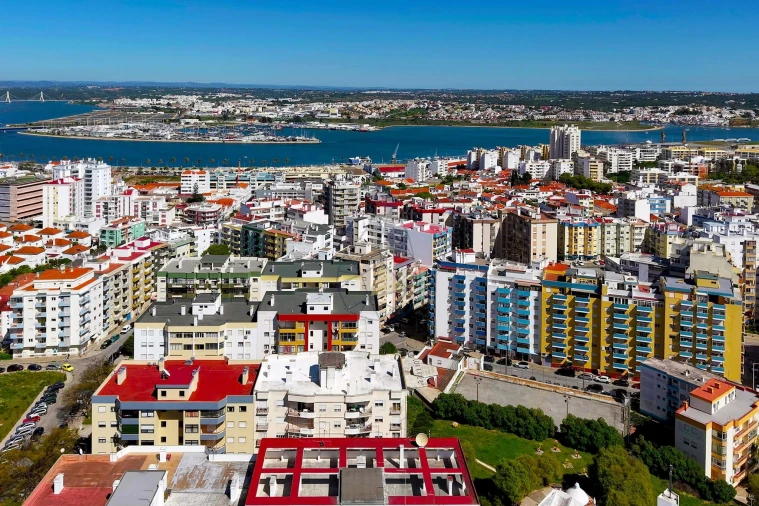 Apartamento T2 para Venda em Portimão Foto 43