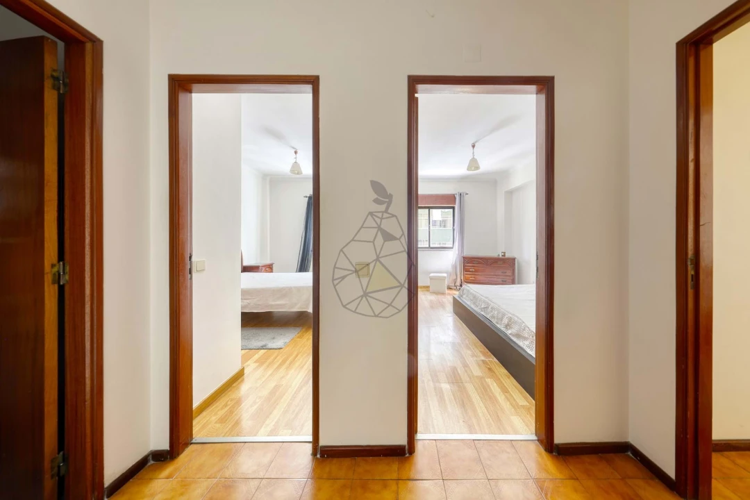 Apartamento T2 para Venda em Portimão Foto 22