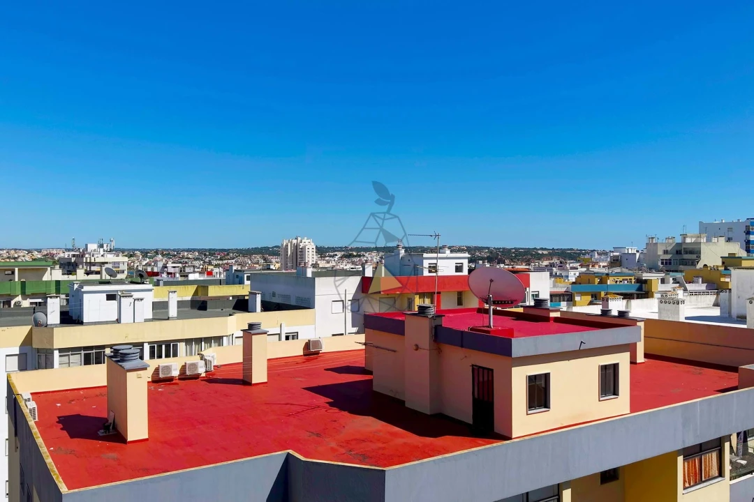 Apartamento T2 para Venda em Portimão Foto 40