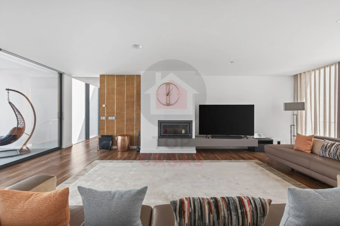 Moradia T5 para Venda em Nadadouro Foto 52